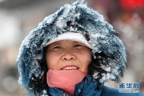 各地迎来2012年第一场雪