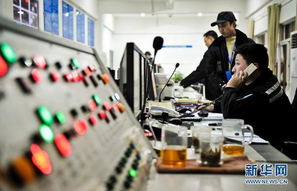 春运镜头：走近动车安全的守护者