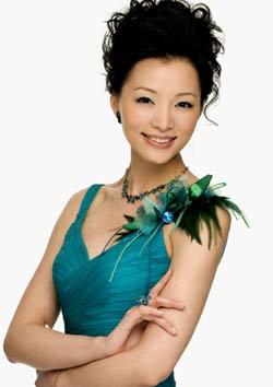 李思思毕福剑爆冷主持央视春晚 看龙年春晚主持阵容