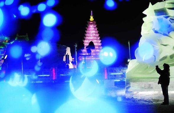 哈尔滨冰雪大世界的“冷资源”与“热活力”