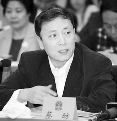 应对老龄化面临诸多挑战 提高法定退休年龄不现实
