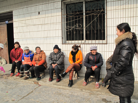 新春走基层:湖北移民欢喜过龙年
