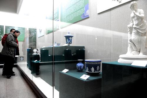 上海历史博物馆馆藏欧洲瓷器在吉林展出