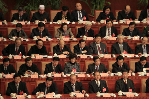 山东省第十一届人大五次会议开幕