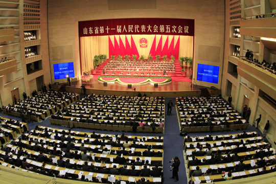 山东省省长姜大明在省人大会议上历数去年发展成就
