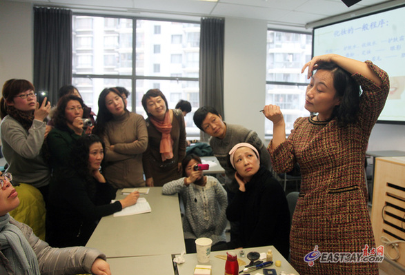 学做美丽女人：走进上海女子大学课堂