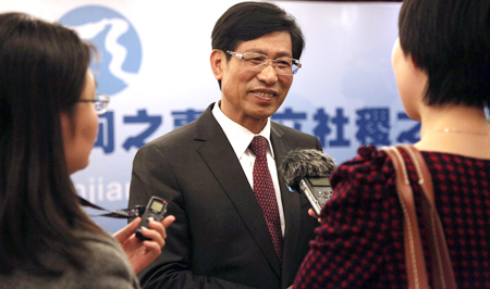 云南省教育厅厅长罗崇敏个人思想综合网站——天鉴社在北京正式上线