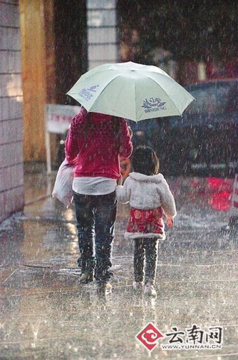 飞机飞滇增雨 云南全省降雨部分地区旱情缓和