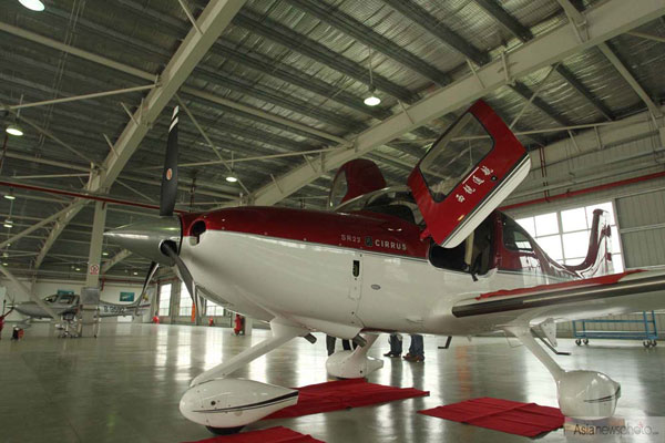 国内首家私人飞机4S店在珠海营业