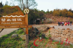 珠江源干涸 源头湖见底