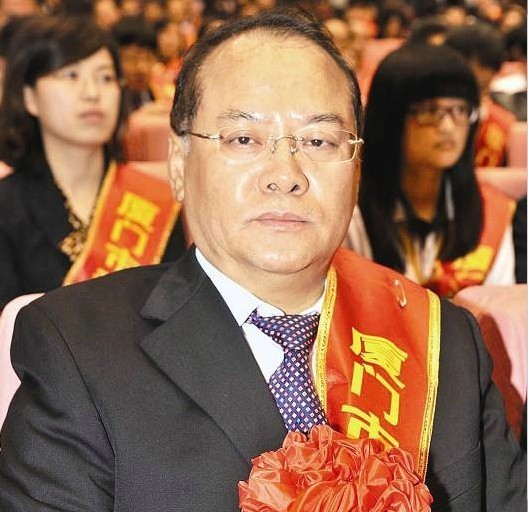 两科技功臣获厦门