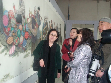 龙清廉《和田一条街》美术展在乌鲁木齐举行