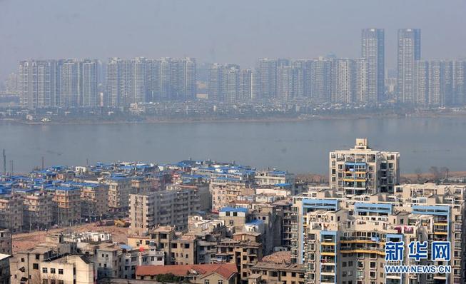 数百湖泊“人间蒸发” 地产商填湖建房触目惊心