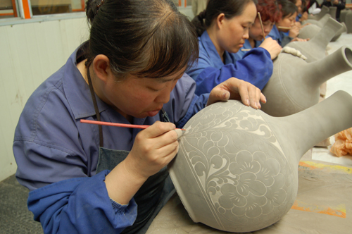 平定:享誉全国的“刻花瓷之乡”