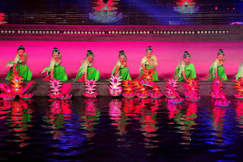 中国泰州:第四届水城水乡国际旅游节隆重开幕