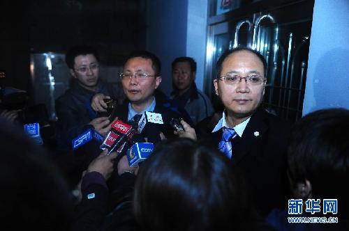 谢亚龙庭审持续12小时 将择期宣判