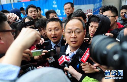 谢亚龙庭审持续12小时 将择期宣判