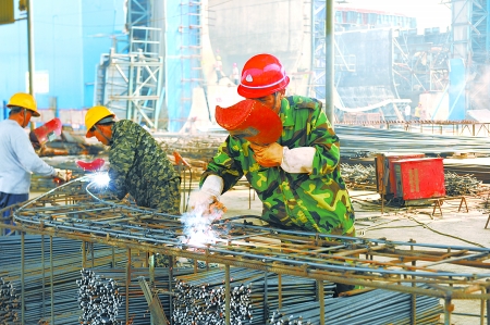 汗洒南水北调沙河渡槽工地