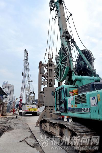 地铁17个站点区间进入主体施工 仅剩两站未围挡