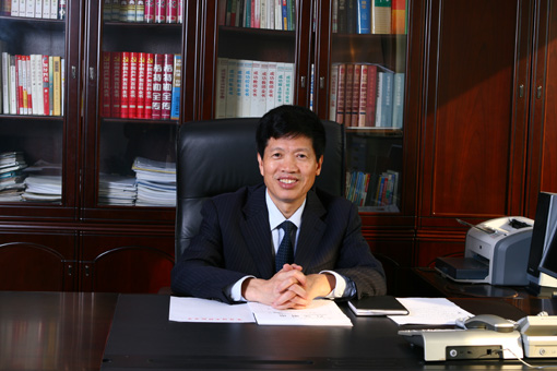 李焕立：行走在“绿色教育”的大道上