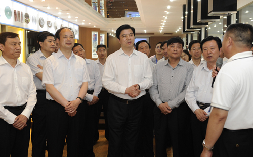 商丘市委书记陶明伦,市长余学友在民权县产业园区调研