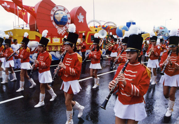 1997香港回归：载梦飞香江