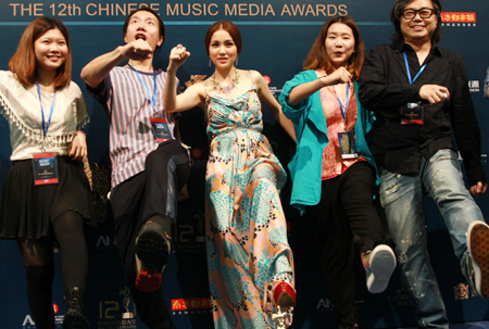 华语音乐传媒大奖30日颁出 汪峰和黄贯成大赢家