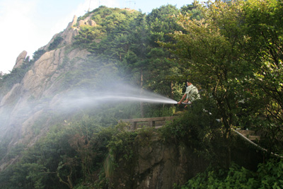 黄山风景区抓好资源保护推进创先争优