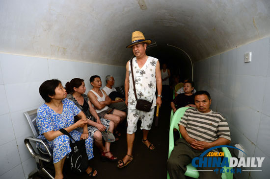 重庆防空洞纳凉点向市民免费开放