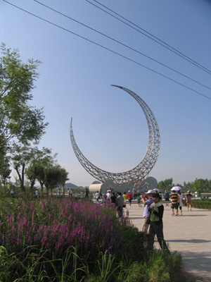 吴忠市新月广场——气派的景观名片