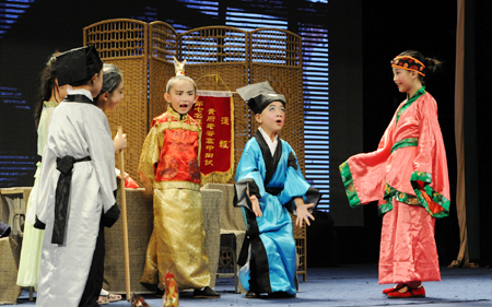 “走进美妙的戏剧花园”第二届校园戏剧展演活动举办