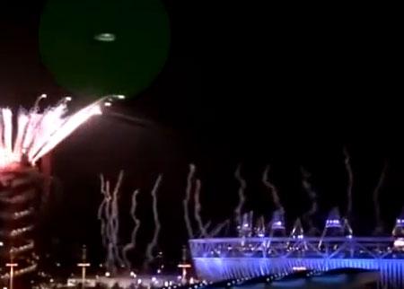外星人也看奥运 伦敦奥运会开幕式疑现UFO