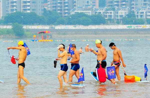 全民健身——千名健儿畅游闽江