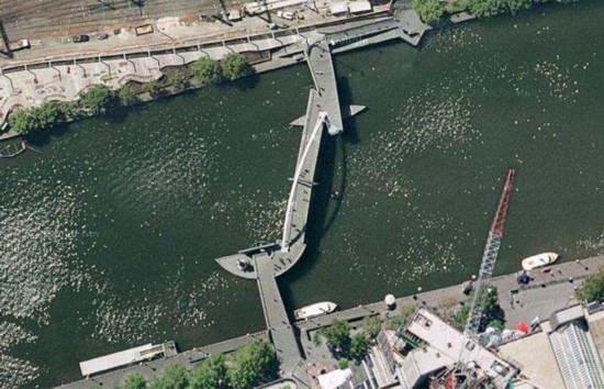 谷歌地球42个神秘发现