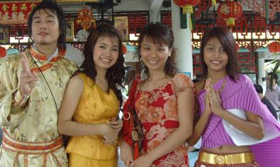 世界各国女人的奇异风俗