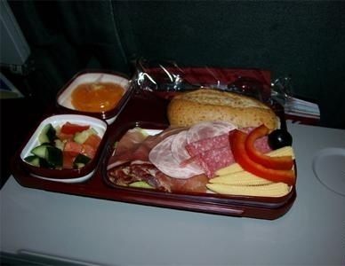 飞机餐也美味 实拍各国航空公司美味飞机餐