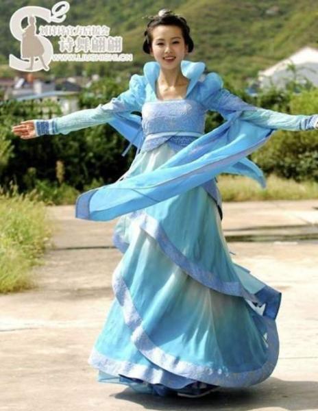 二刘角色三大撞 刘诗诗刘亦菲美人都是相似的？