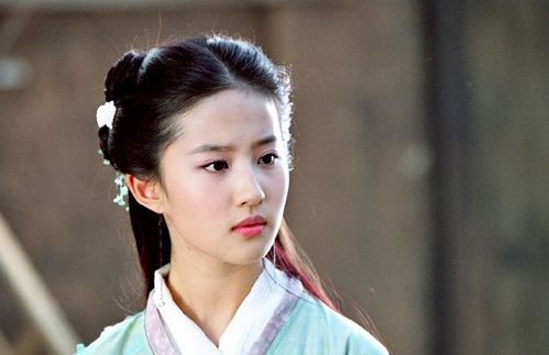 二刘角色三大撞 刘诗诗刘亦菲美人都是相似的？