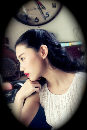 武汉女孩被誉国民第一美女 绝美写真秒杀女明星