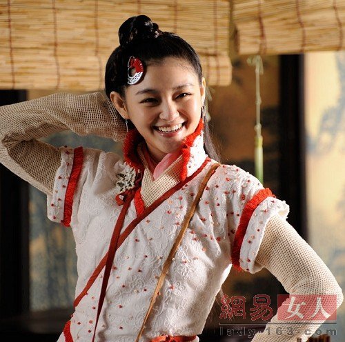 杨幂刘诗诗清纯吴君如雷人 古装美女大PK
