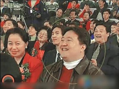 《我是歌手》泪点女走红 盘点意外走红的神秘观众