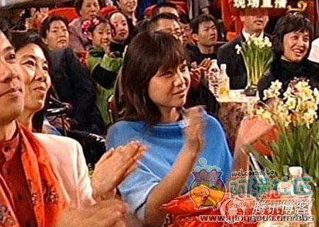 《我是歌手》泪点女走红 盘点意外走红的神秘观众