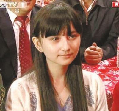 《我是歌手》泪点女走红 盘点意外走红的神秘观众