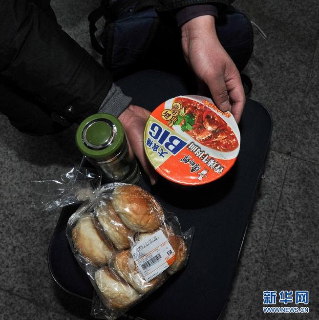 回家的路上，他们这样省钱