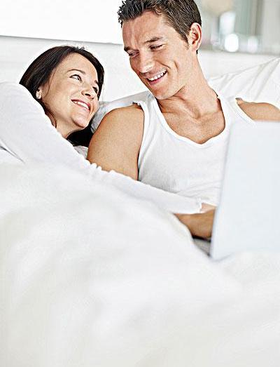 养生：哪种的睡姿的夫妻“最般配”？