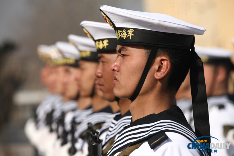 中国海军北海舰队新兵亮相