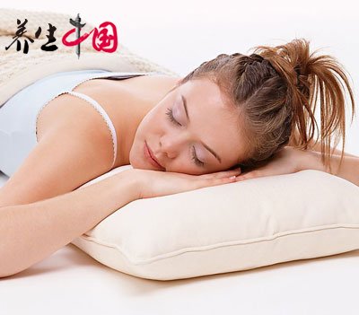中国睡眠指数公布 8方法摆脱失眠困扰