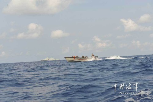 南海舰队立体夺岛：陆战队机降成功