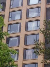 四岁娃推窗从17楼坠亡 如何避免儿童坠楼悲剧发生