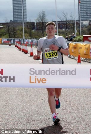 “跑在囧途” 英国马拉松5000选手跑错路线